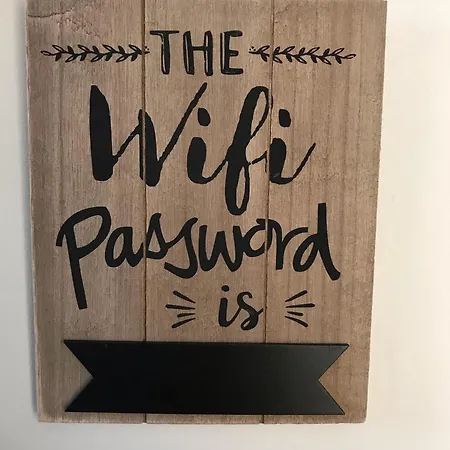 View Διαμέρισμα *